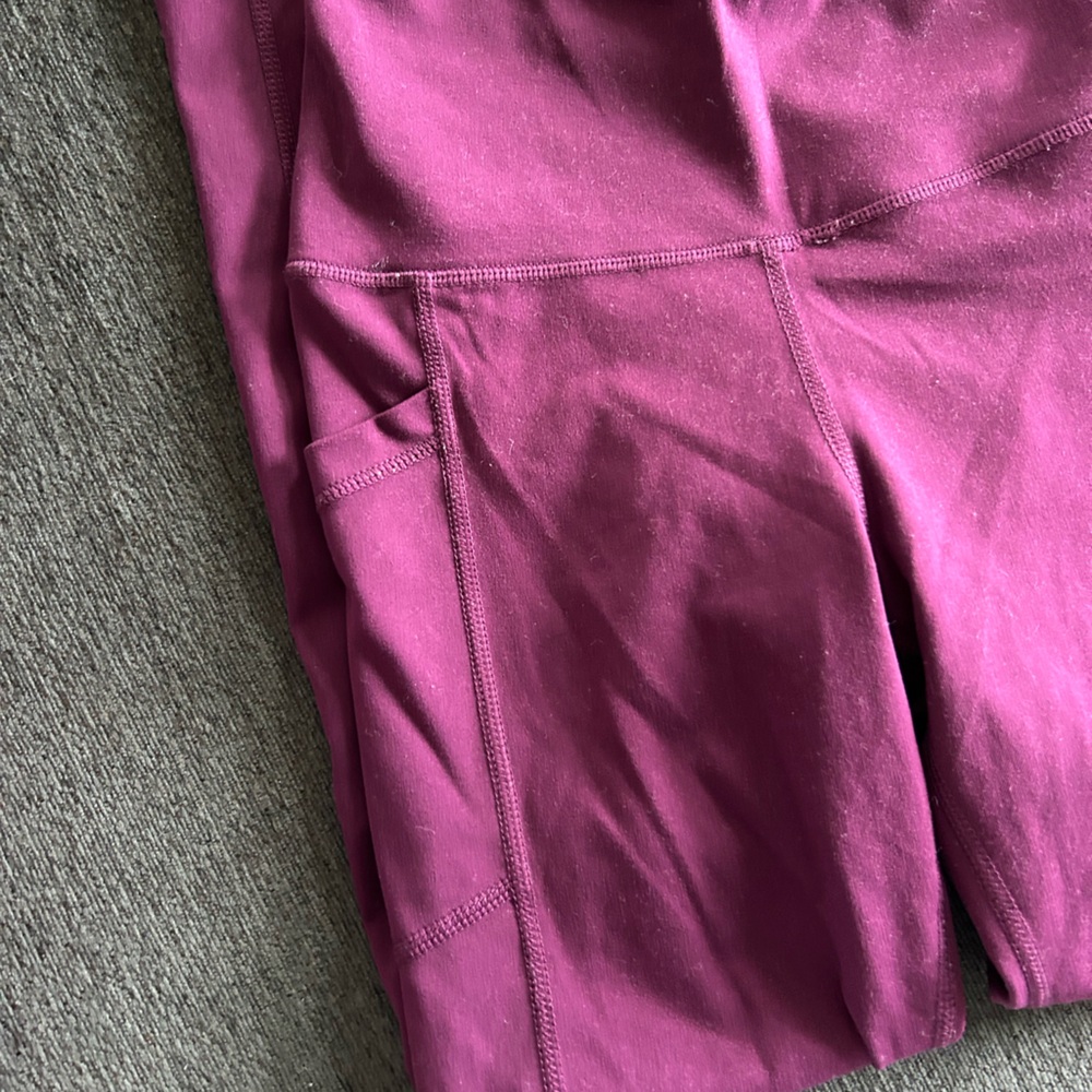 Yogalicious Leggings - Picture 3 of 7